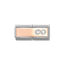 Load image into Gallery viewer, COMPOSABLE CLASSIC DOUBLE LINK 430721/01 ENGRAVING PLATE WITH GLITTER INFINITY IN 9K ROSE GOLD
