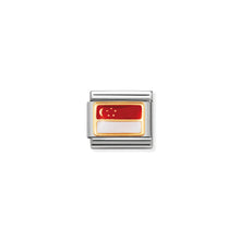 Load image into Gallery viewer, COMPOSABLE CLASSIC LINK 030236/03 SINGAPORE FLAG IN 18K GOLD AND ENAMEL
