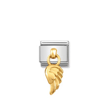 Load image into Gallery viewer, COMPOSABLE CLASSIC LINK 031800/06 WING CHARM IN 18K GOLD
