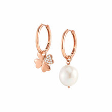 Load image into Gallery viewer, WHITE DREAM WHITE BAROQUE PEARL ROSE GOLD EARRINGS 148705/006 WITH CZ CLOVER
